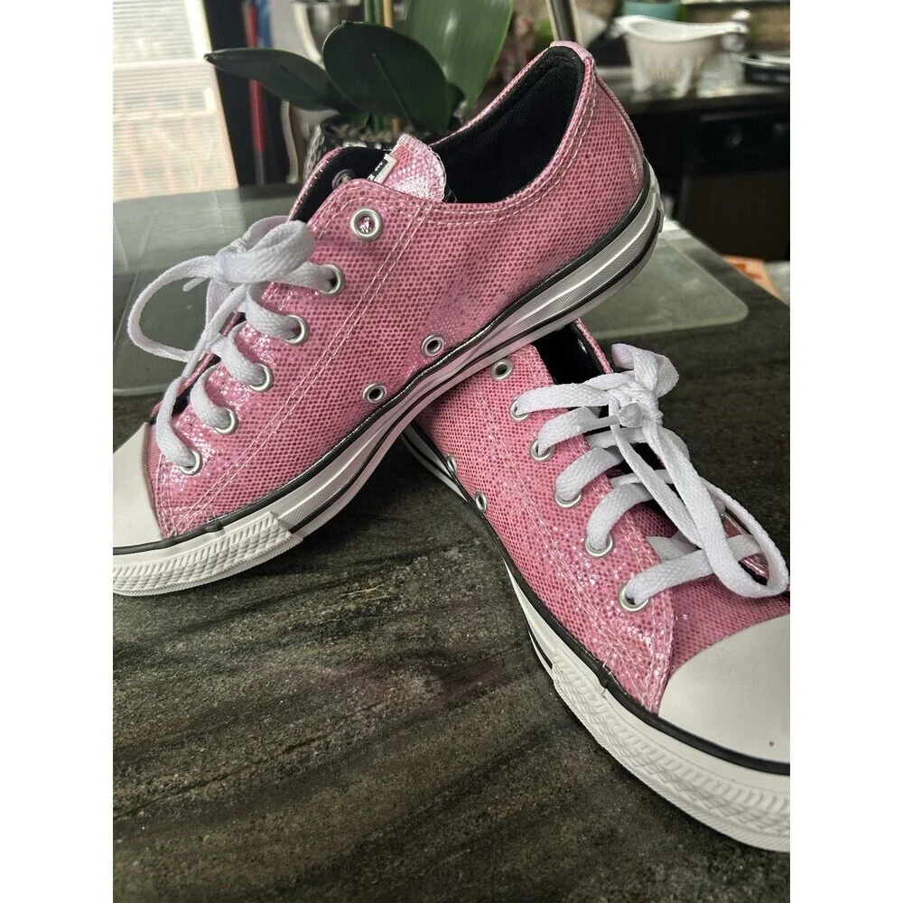 CONVERSE ALL STARS~PINK Sparkle Sz 6 Youth Women’s 7.5/ 8